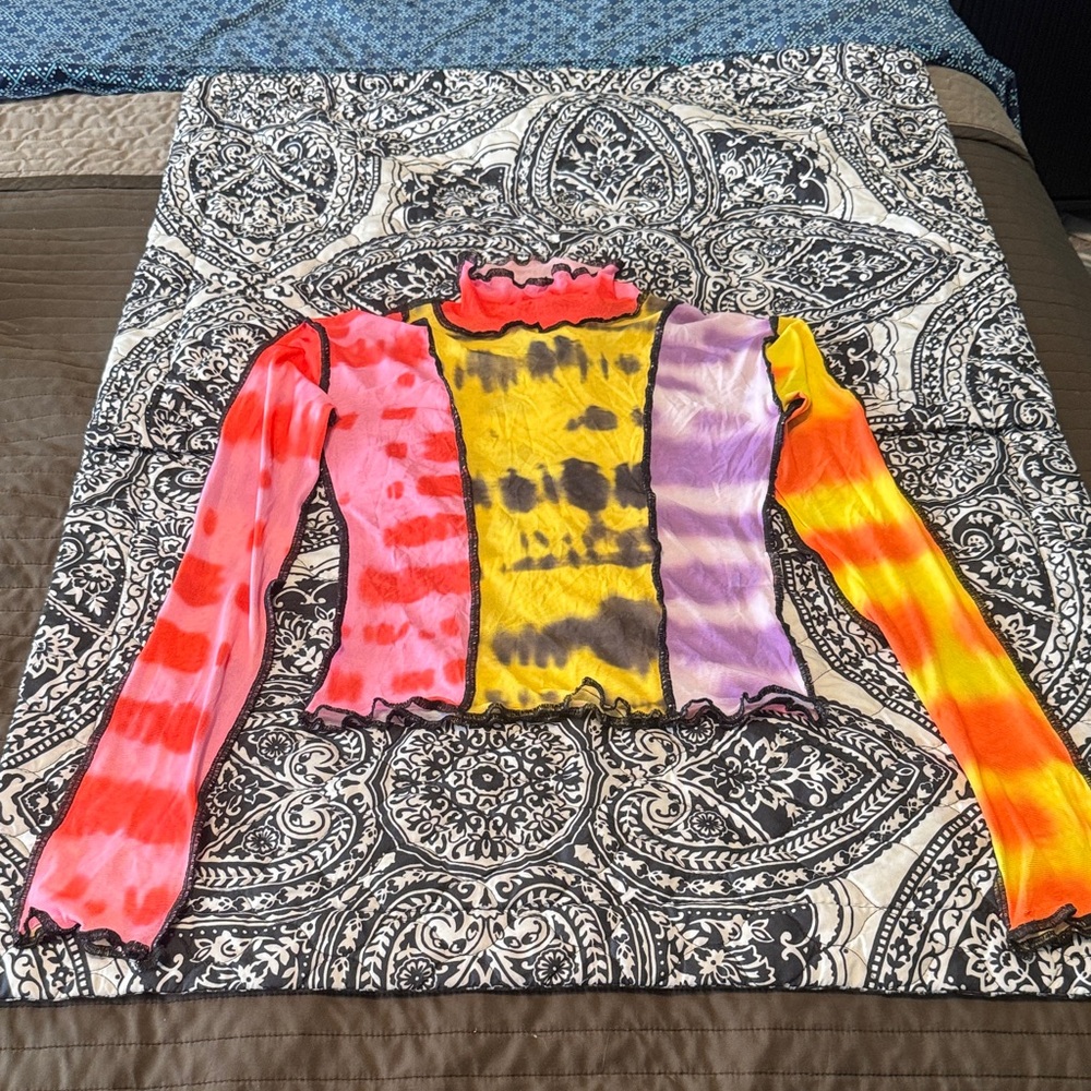 Colorful Tie-Dye Long Sleeve Top